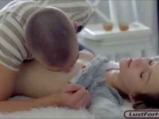 Mảnh khảnh tóc thắt bím thiếu niên tình nhân dunya fucked lược thực tốt