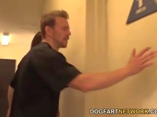 Adriana malao pleases putih cocks in a restroom