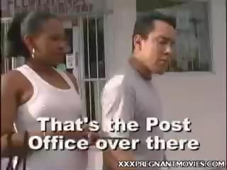 愉快 的preggo 討厭 膚色 三人行