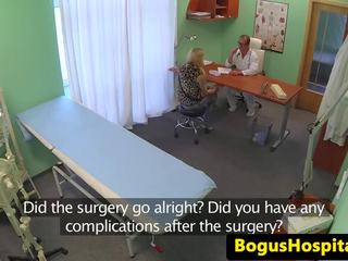 Amatir euroteen jizzed at medic appointment