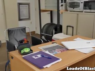 Casting cookie banged on agents kantor
