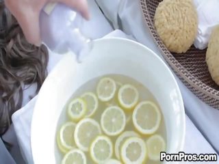 Lizz tayler езда секс филм