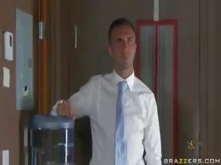 Танець, танець, fornication