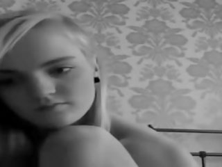 Dospívající holky dostat nahý na 39