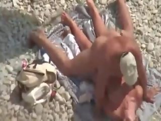 바닷가 창녀 nudists 씨발 에 바닷가 혼자