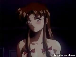 害羞 dickgirl 有 他妈的 同 宾博