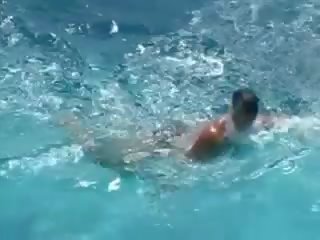 Erotic pirang fuck hard by the blumbang
