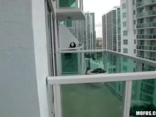 変態の gf プッシー と 尻 ファック 上の テープ