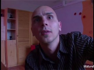 Недосвідчена grown-up уява жінка трахкав