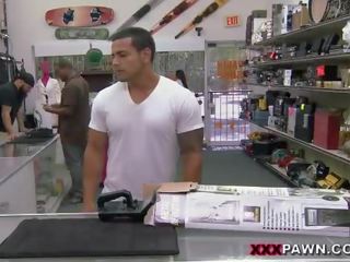 Black Chick sucks cock and fuck for golf clubs