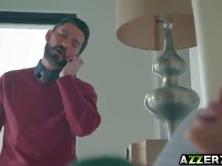 Pandaraya asawang babae jessa rhodes fucked sa pamamagitan ng extraordinary kapit-bahay