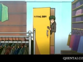 Chesty 无尽 seductress 性交 在 一 dressing 室