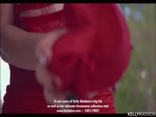 Busty kelly madison là hút thuốc tuyệt vời với một stogie