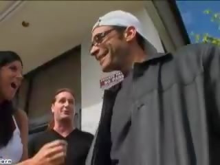 Ramon stuffs india tomus with some big putz