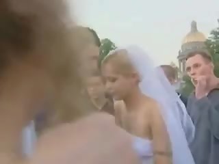 Pangantèn in publik fuck immediately after wedding