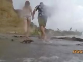 Tërheqës libidinous cutie duke pasur porno