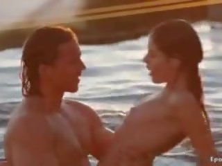 HD Tiny Brunette Small-tits Sucking cock