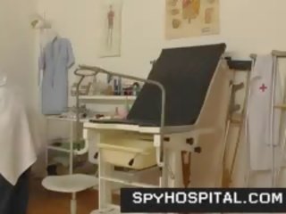 泄露 隐 凸轮 的gyno 考试 电影
