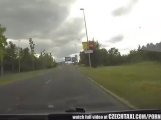 Czechtaxi multiple patelė orgazmas į as galinė sėdynė