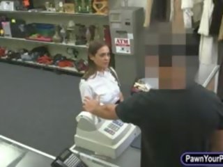 Extraordinary latina hostess pawns suo fica e avuto pestate difficile