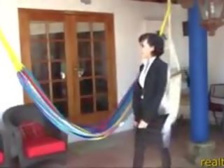 Realtor 摩洛伊斯兰解放阵线 得到 5000 dollars 额外 上 顶部 的 该 卖