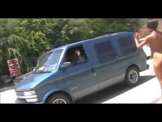 黑色 女人 裸 上 该 街头