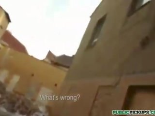 Чорна волосатий краля манда railed для готівка