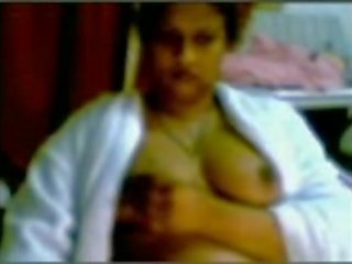 Chennai aunty mudo in x rated clip chatting