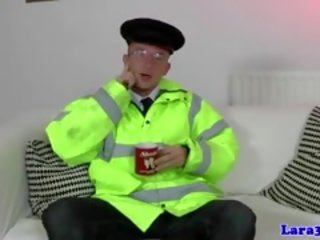 Шикарна зріла задираки чувак потім відстій його eagerly