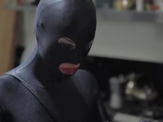 The catwoman sürmek dikmek