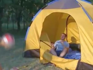 З косичками 19летняя теені має ххх відео в tent