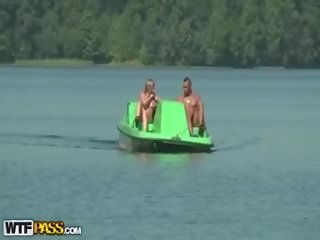 Nované blondýnka v prdeli těžký v a loď