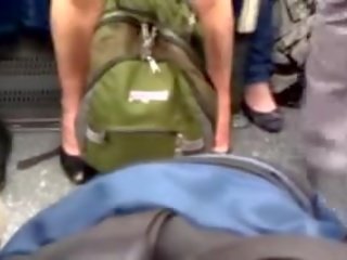 Upskirt na london trubka