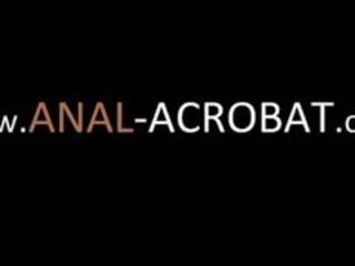 극단 동성애의 항문의 acrobats 진동