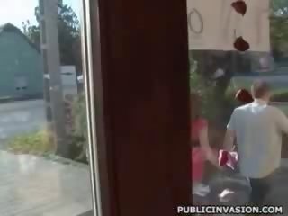 Simony diamant zajebal v javno