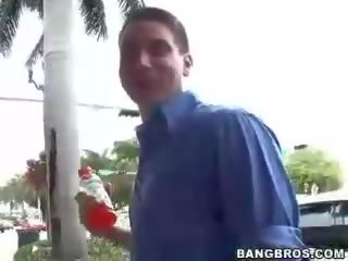 性交 拉丁裔 在 好吃 挑 向上 有趣