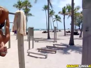 Спорт латинка еббі в stretch він з і отримати peter