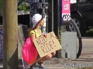 Hitchhiker 비탄 london 스미스 엿 과 jizzed 에 공공의