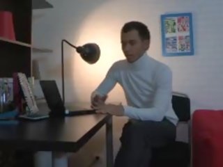 她的 partner 该 sold 这 青少年 特点 到 丰富 陌生人