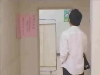 Kantor pemuda dengan ceo