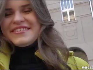 Czech mistress screwed in exchange for cash