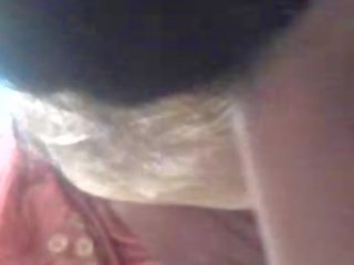 Indian lassie Cleavage mov