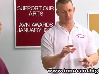 Innocenthigh firmtits 年輕 女人 dillion 哈珀 課堂 性交 臟 電影
