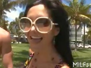 Breathtaking söýgülim is pleasuring a uly rod with agzyňa almak