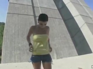 熟女 点滅 彼女の 大きい おっぱい と ファック