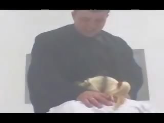 Lassie Sucks Professor's putz
