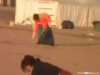 Crazy lover Rides Her BF In Public