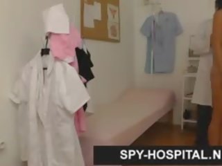 Sambuco gyn healer voyeur apprezza a spiare