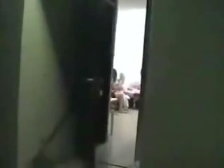 매춘부 씨발 와 모든 곡괭이 그들 발견