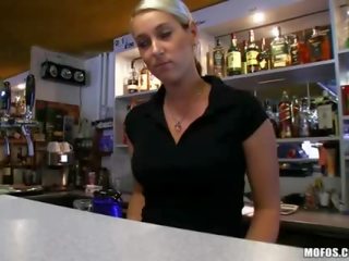 Barmaid lenka nailed at the bar for nagt pul